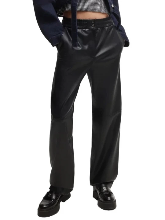 Relaxed Fit Trousers In Black Leather