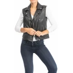 Asymmetric Black Leather Vest With Zip Fastening
