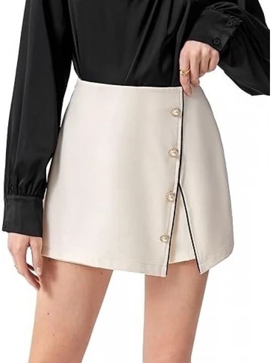 Skirt Look Off White Leather Shorts