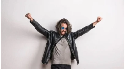 How Tight Should A Leather Jacket Be?